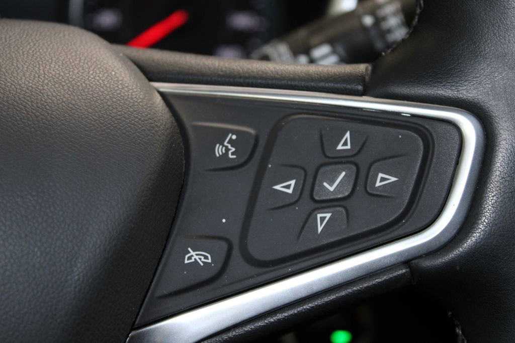 Used 2023 Chevrolet Equinox Premier FWD image 22