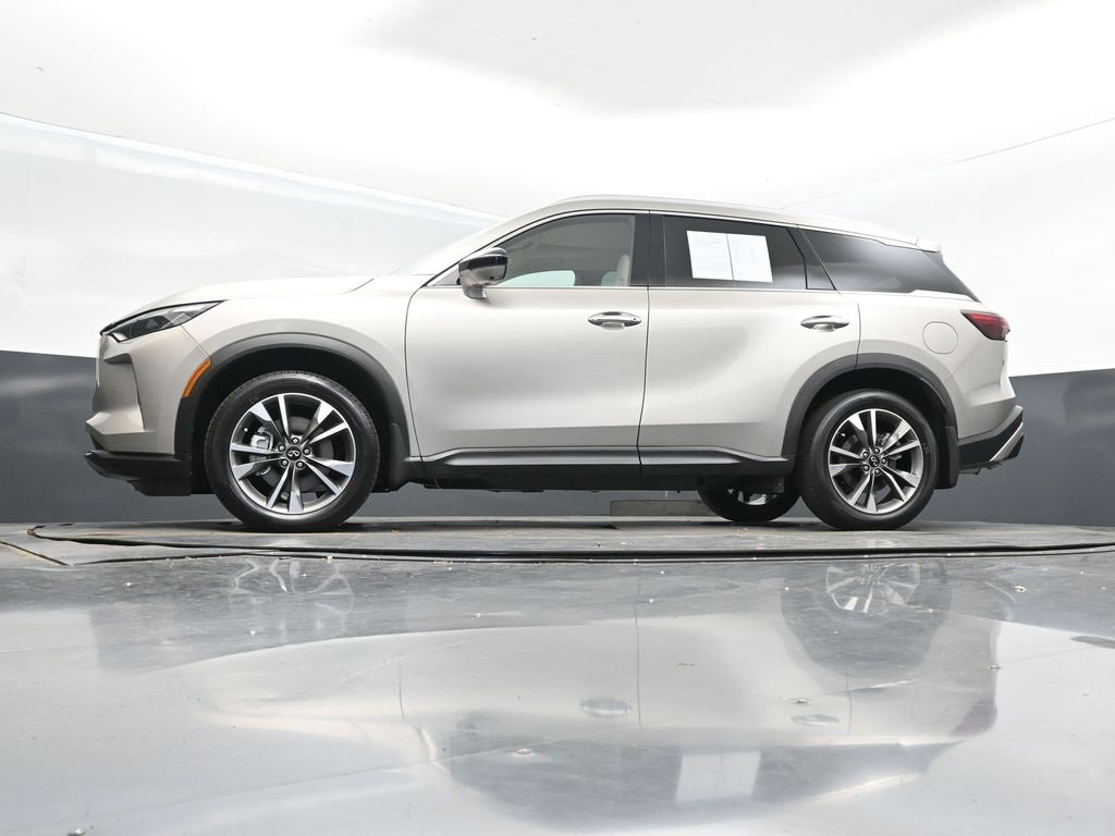 Used 2025 INFINITI QX60 Luxe image 41