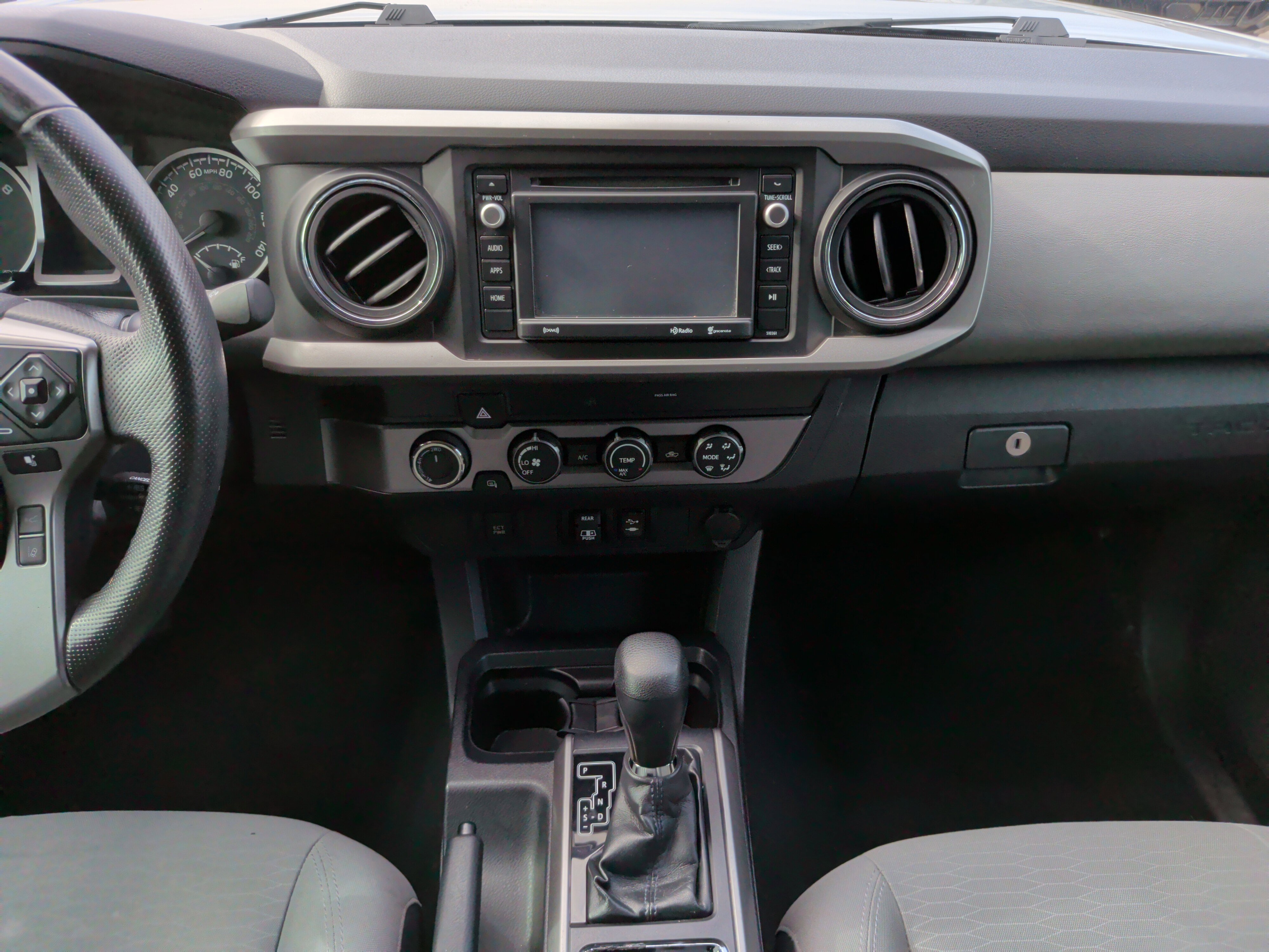 Used 2019 Toyota Tacoma SR5 image 31