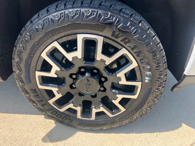 Certified 2024 Chevrolet Silverado 2500 LTZ w/ LTZ Plus Package AWD/4WD image 9