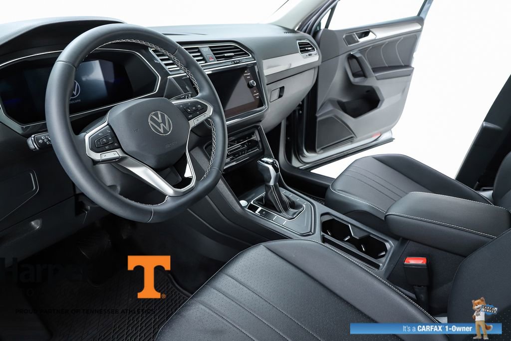 Used 2023 Volkswagen Tiguan SE image 19