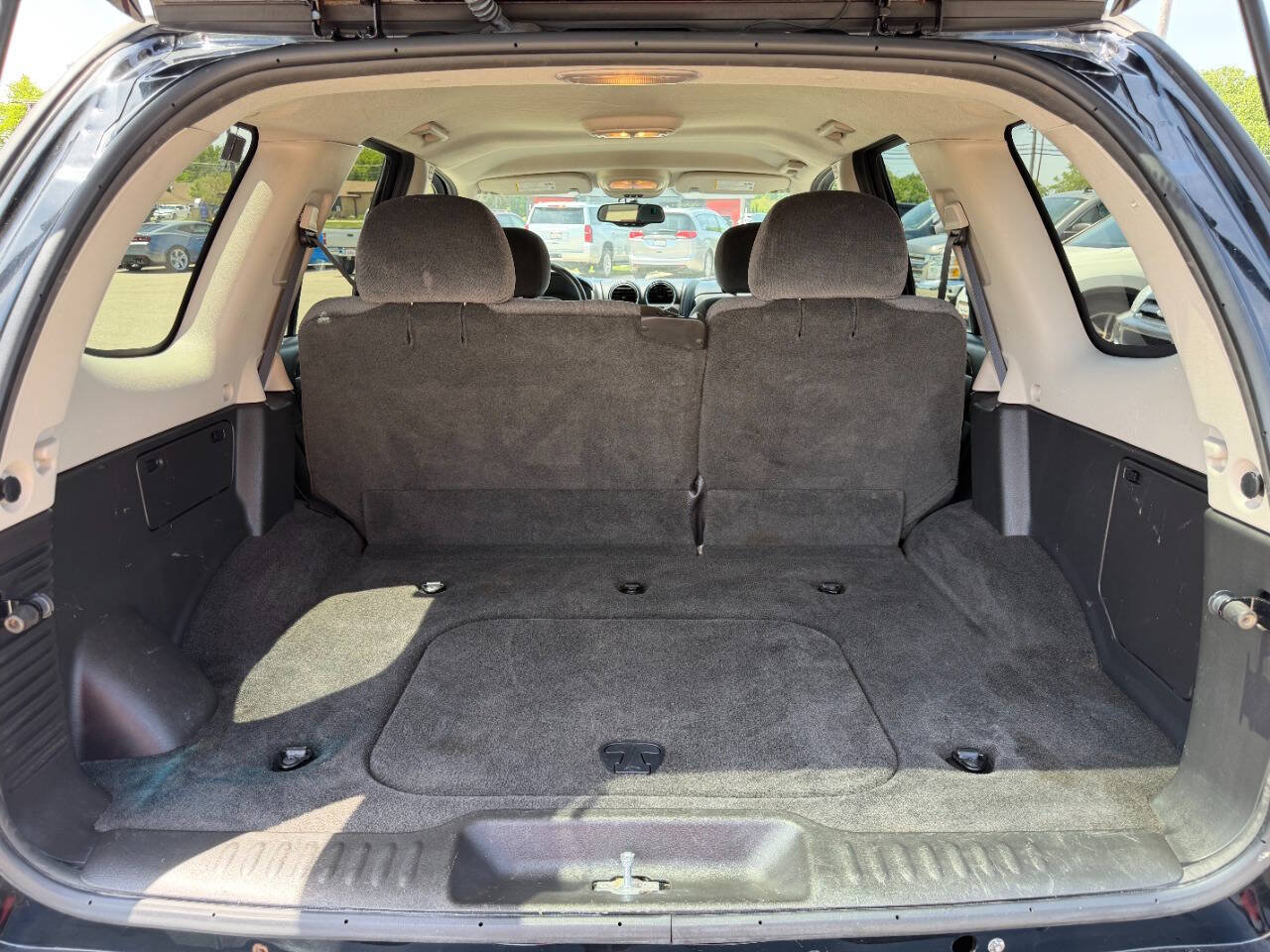 Used 2009 GMC Envoy SLE AWD/4WD image 12