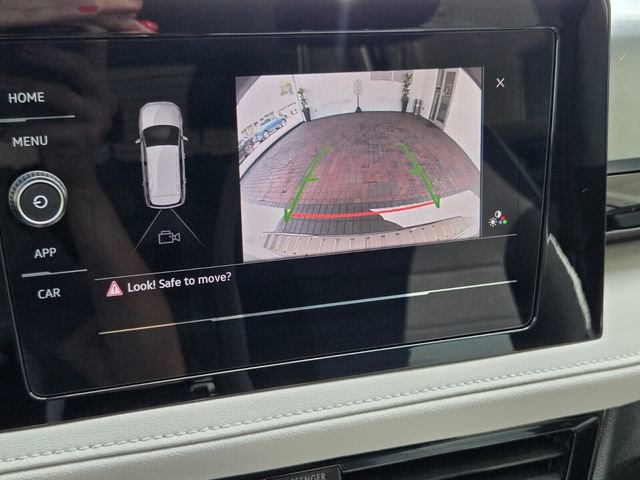 Certified 2025 Volkswagen Taos S image 22