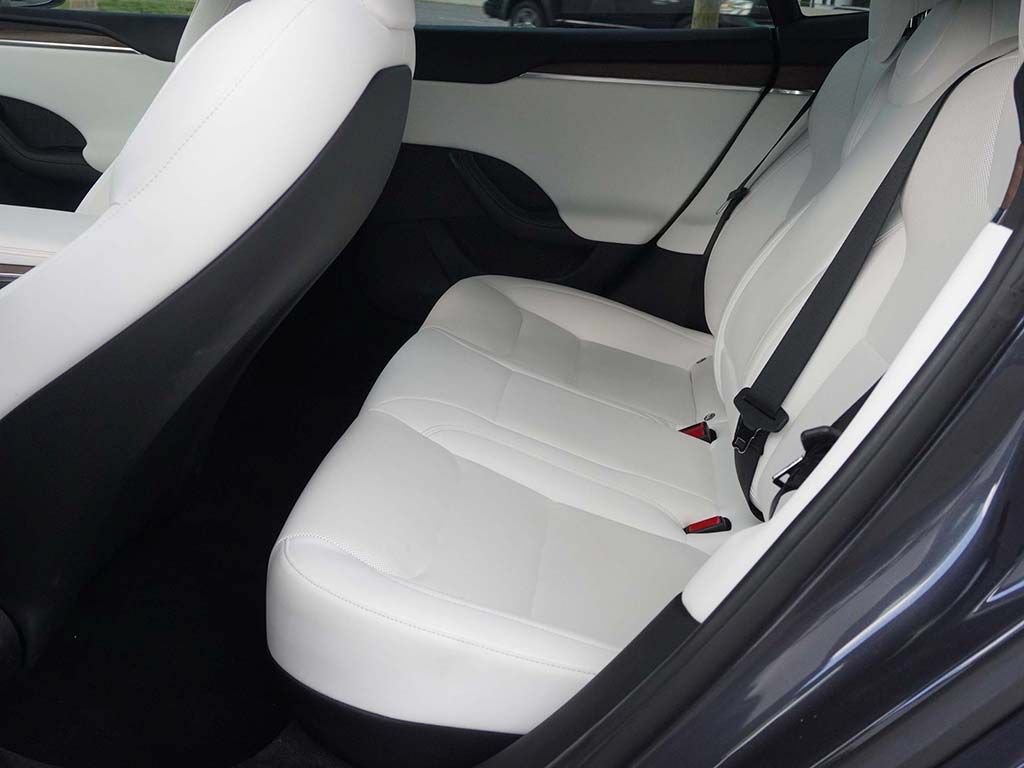 Used 2023 Tesla Model S AWD/4WD image 35