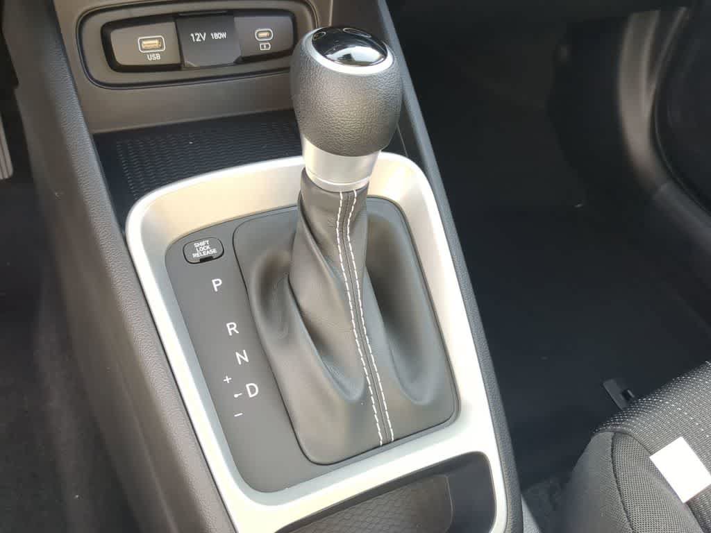 New 2026 Hyundai Venue SE FWD image 31