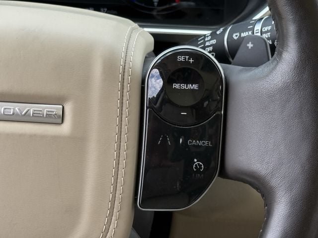 Used 2018 Land Rover Range Rover Supercharged AWD/4WD image 15