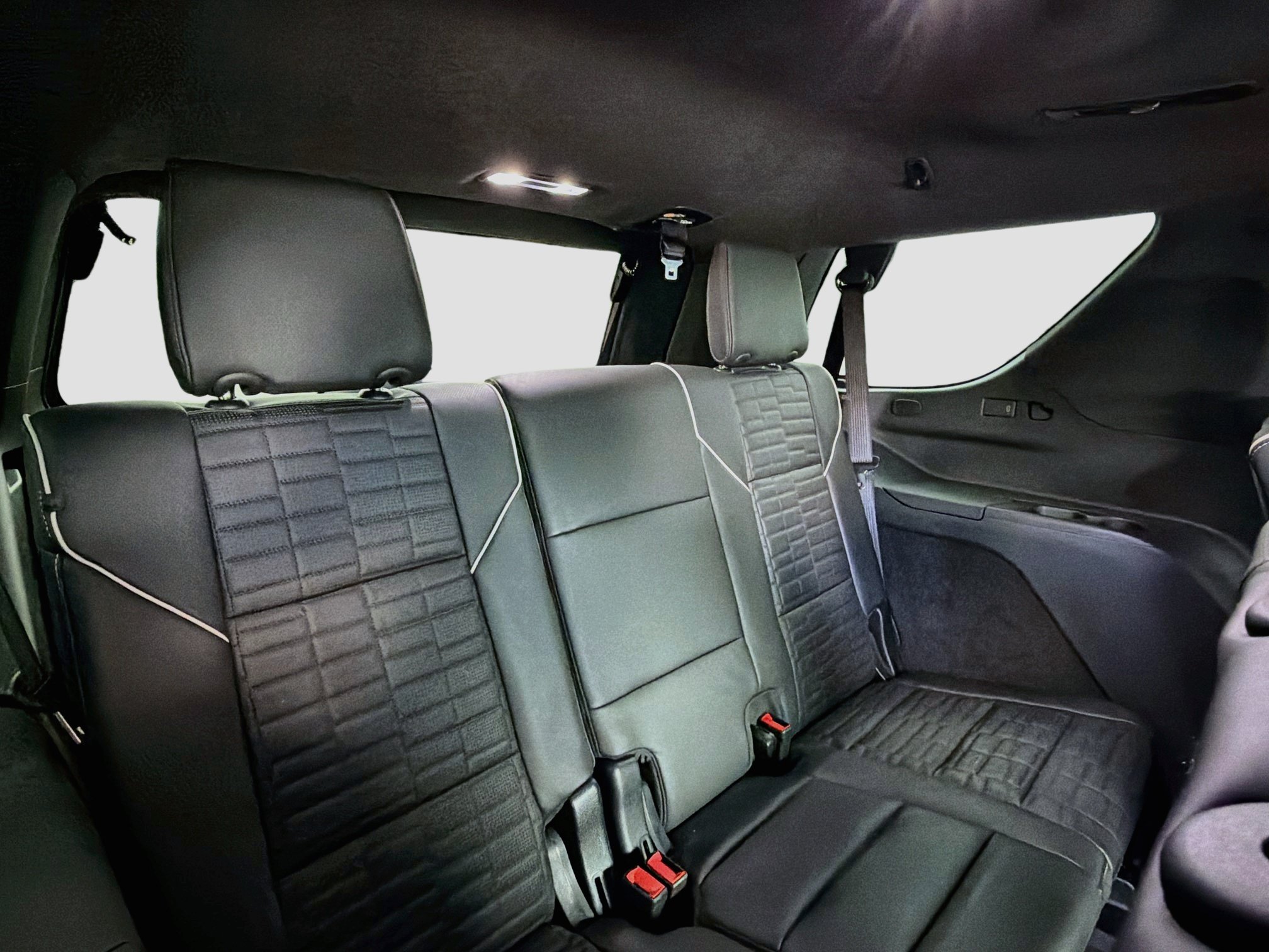 Used 2026 Cadillac Escalade V w/ LPO, ONYX Package AWD/4WD image 22