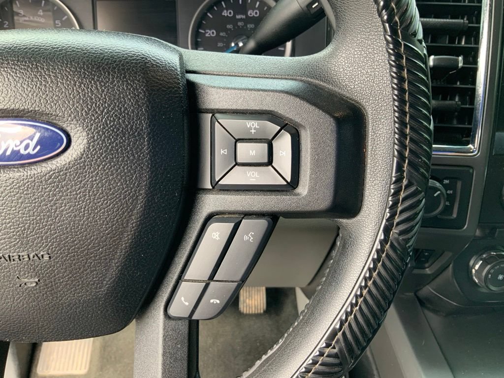 Used 2017 Ford F250 XLT w/ XLT Premium Package AWD/4WD image 22