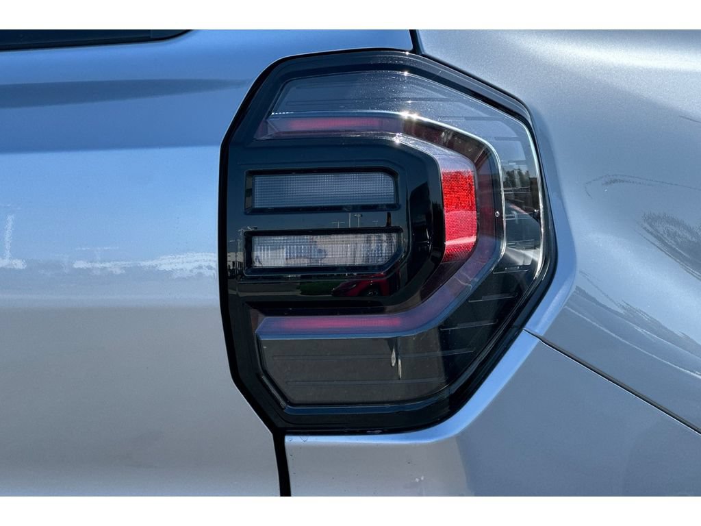 New 2026 Toyota 4Runner Platinum AWD/4WD image 32