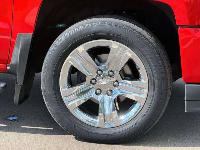 Used 2018 Chevrolet Silverado 1500 Custom w/ Custom Convenience Package AWD/4WD image 9