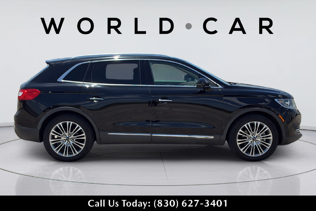 Used 2017 Lincoln MKX Reserve FWD image 11