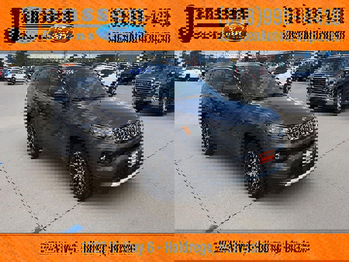 Used 2024 Jeep Compass Limited image 3