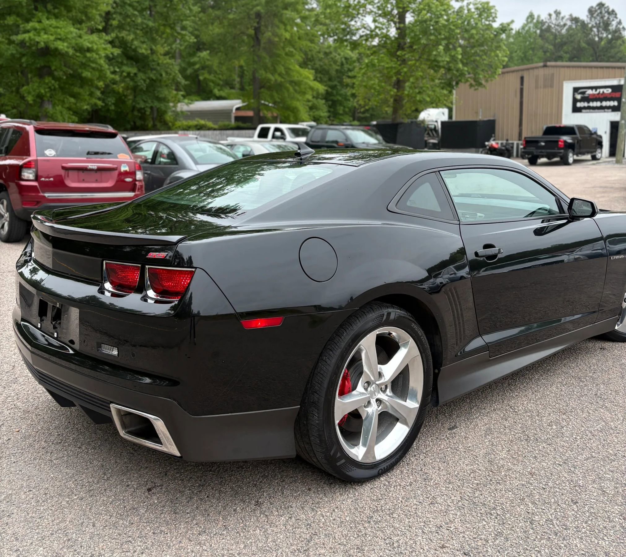 Used 2013 Chevrolet Camaro SS RWD image 8