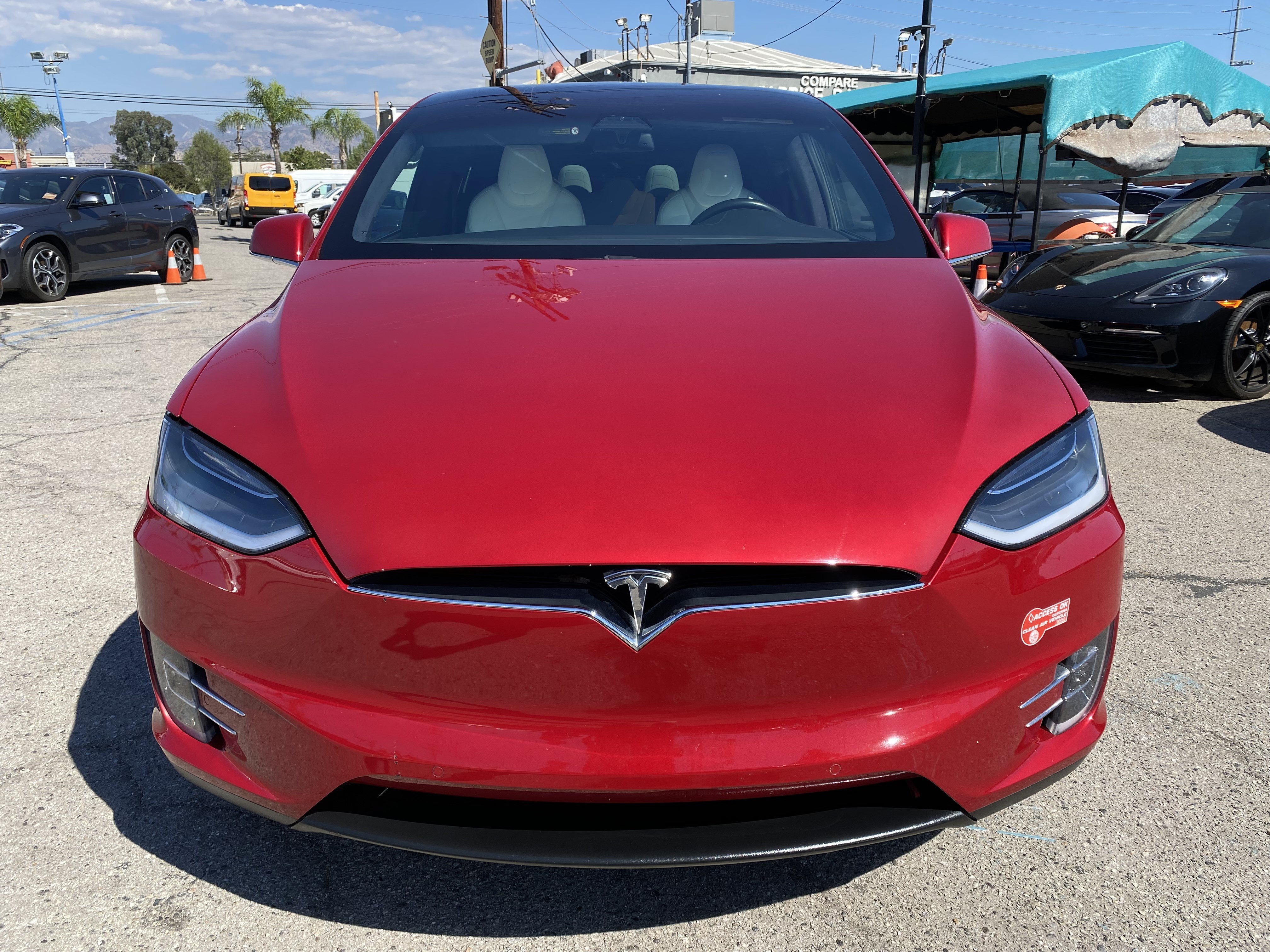 Used 2018 Tesla Model X 75D AWD/4WD image 3