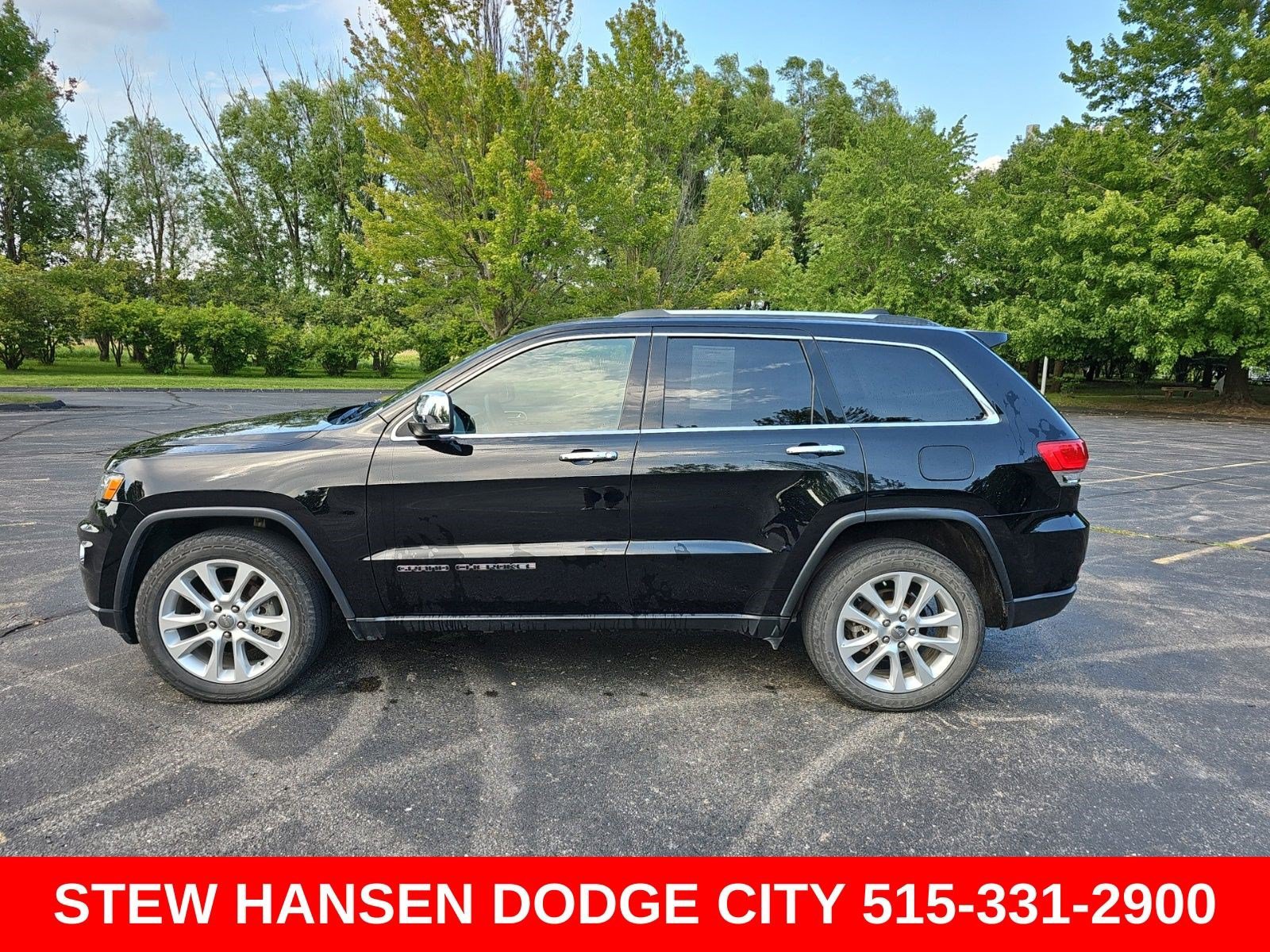 Used 2017 Jeep Grand Cherokee Limited w/ Trailer Tow Group IV AWD/4WD image 1