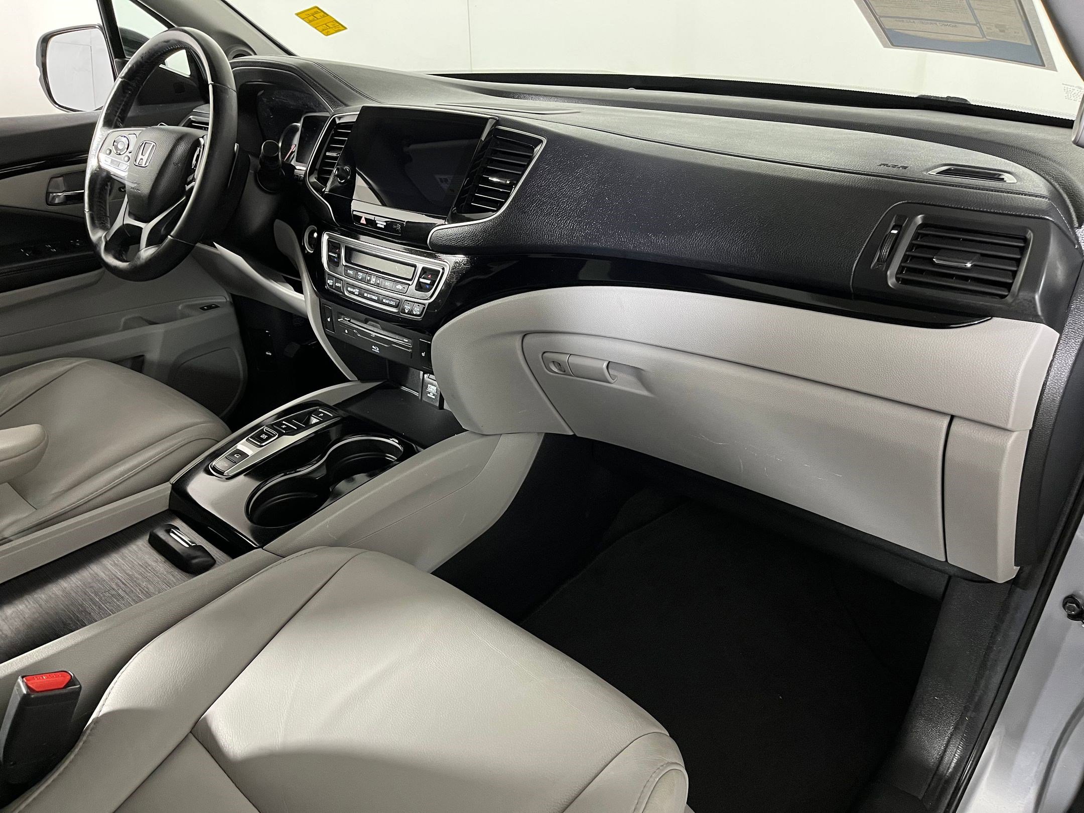 Certified 2019 Honda Pilot Touring image 25