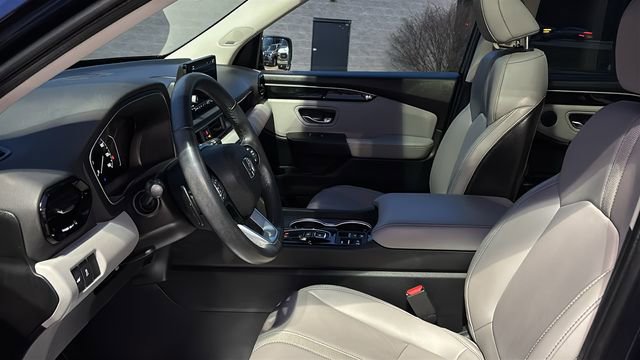 Used 2023 Honda Pilot Touring image 23