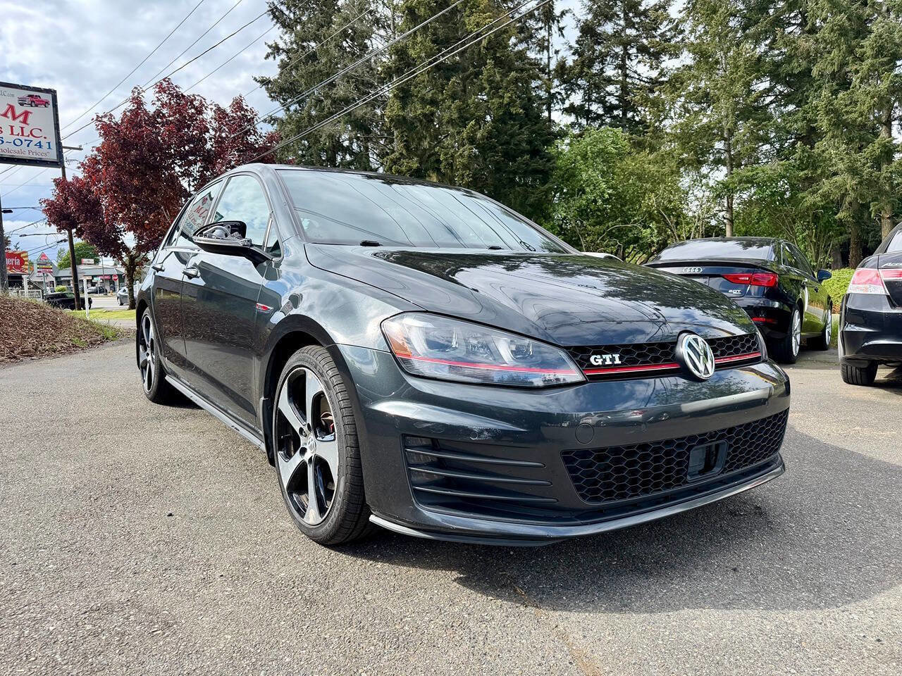Used 2015 Volkswagen GTI S FWD image 8