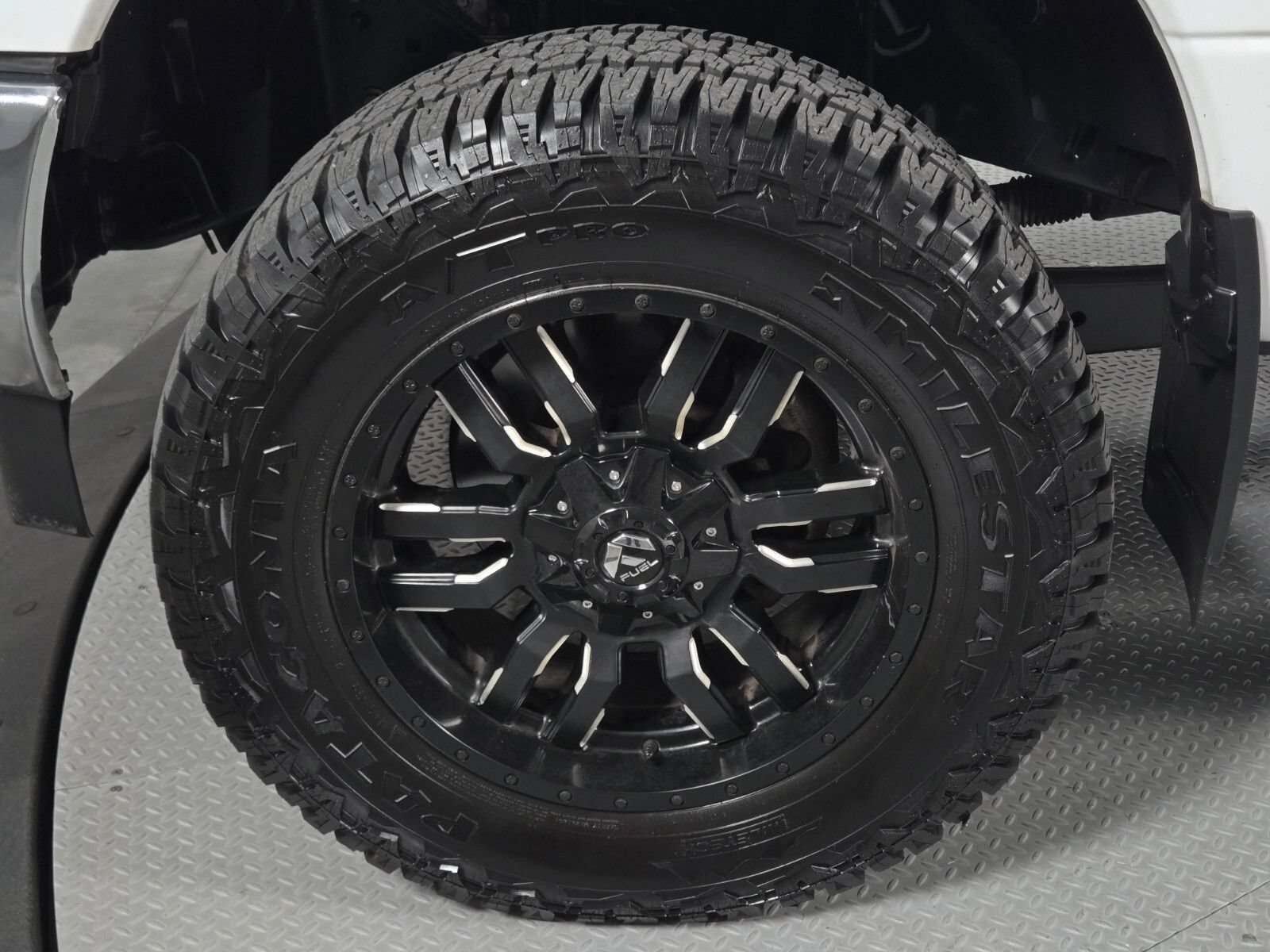 Used 2019 Ford F250 Lariat w/ Lariat Ultimate Package AWD/4WD image 8