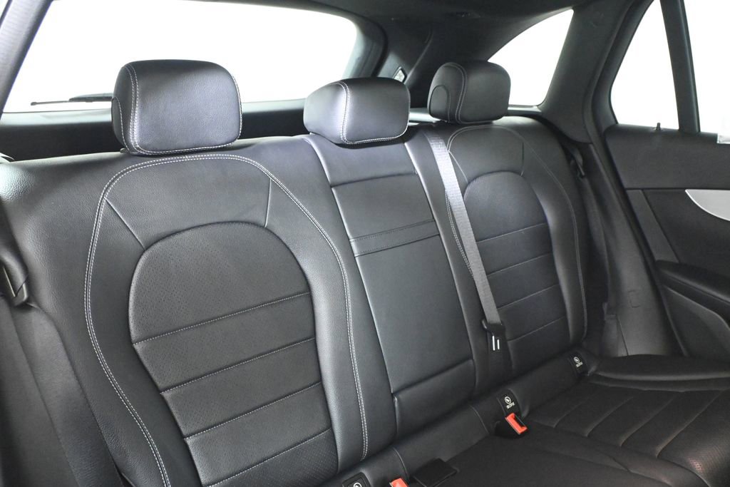 Used 2019 Mercedes-Benz GLC 300 4MATIC image 36