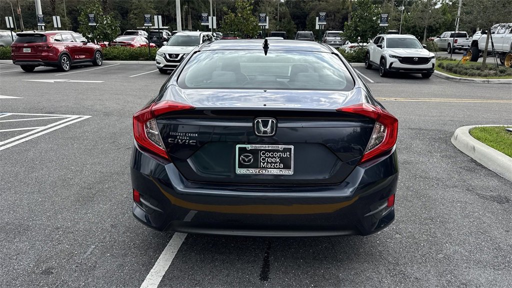 Used 2018 Honda Civic EX image 3