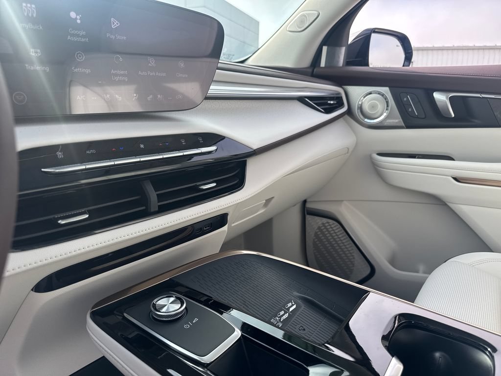 New 2026 Buick Enclave Avenir w/ Super Cruise Package FWD image 19