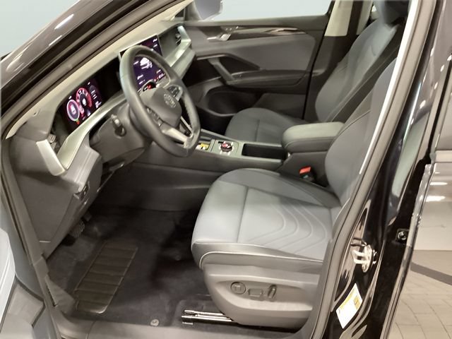 Certified 2025 Volkswagen Tiguan SE w/ Panoramic Sunroof Package AWD/4WD image 9