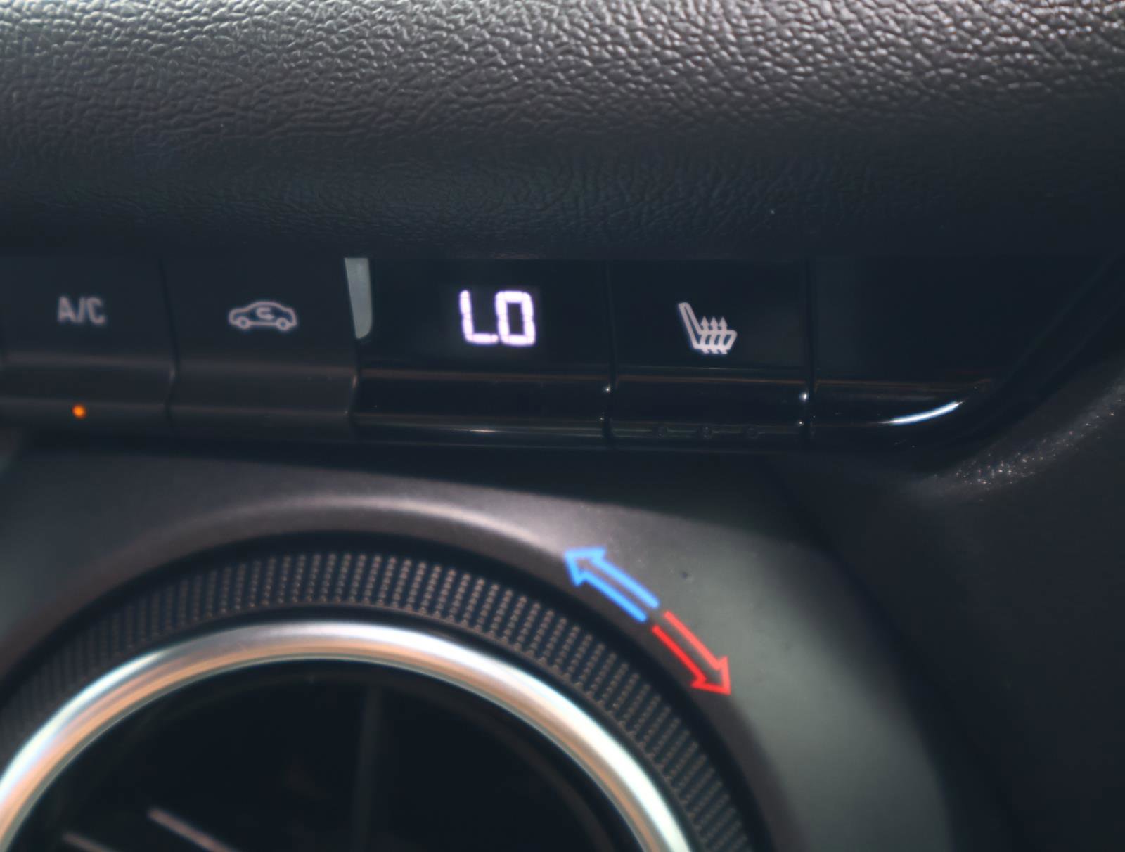 Used 2024 Chevrolet Blazer LT w/ Convenience Package FWD image 26
