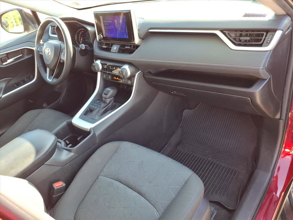 Certified 2023 Toyota RAV4 XLE w/ Convenience Package AWD/4WD image 18