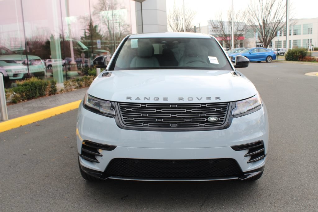New 2026 Land Rover Range Rover Velar Dynamic SE AWD/4WD image 32