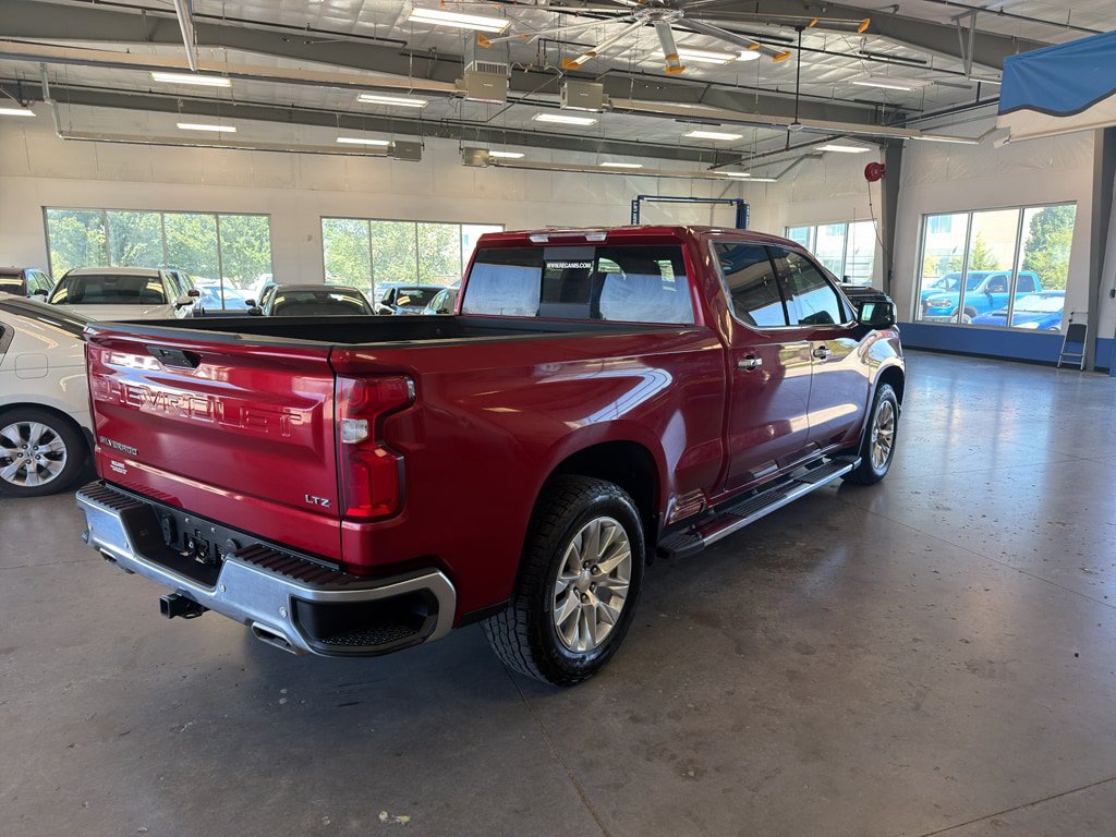 Used 2022 Chevrolet Silverado 1500 LTZ AWD/4WD image 5