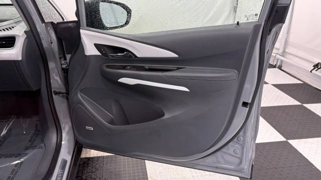 Used 2021 Chevrolet Bolt Premier w/ Infotainment Package FWD image 22
