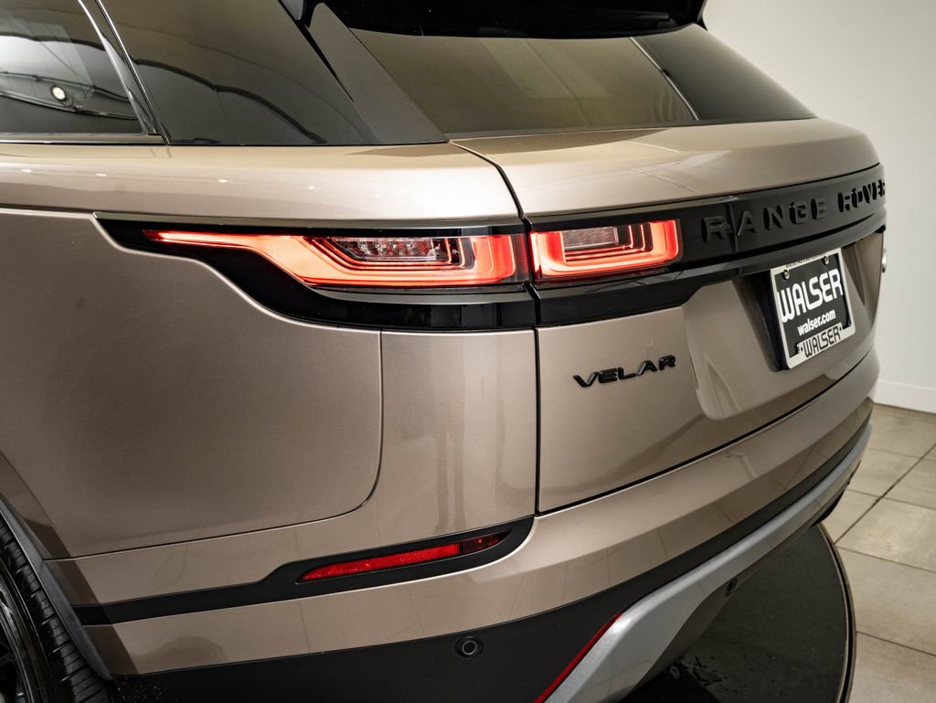 Used 2023 Land Rover Range Rover Velar S AWD/4WD image 19