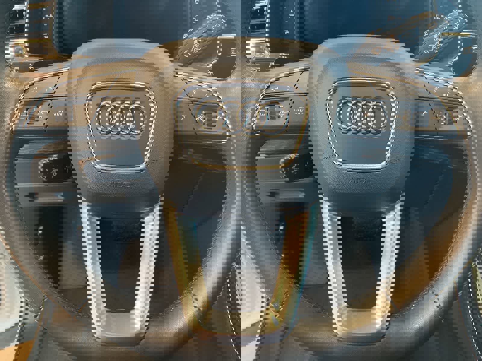 Used 2023 Audi Q7 Premium Plus image 18