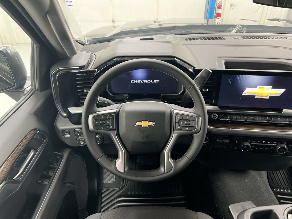 New 2026 Chevrolet Silverado 1500 LT w/ All Star Edition Plus AWD/4WD image 11