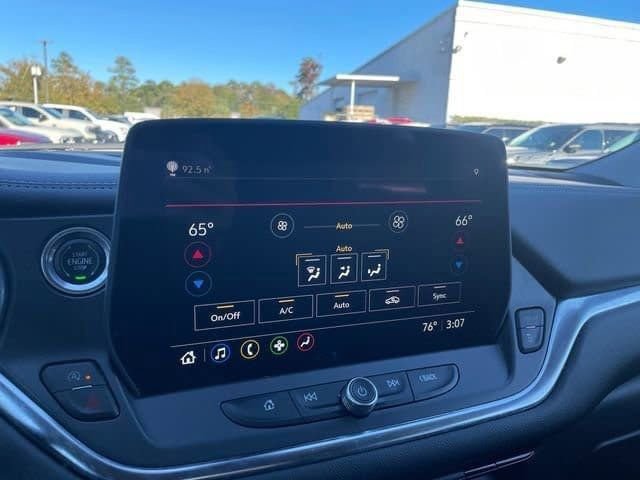 Used 2023 Chevrolet Blazer LT w/ Driver Confidence Package image 18