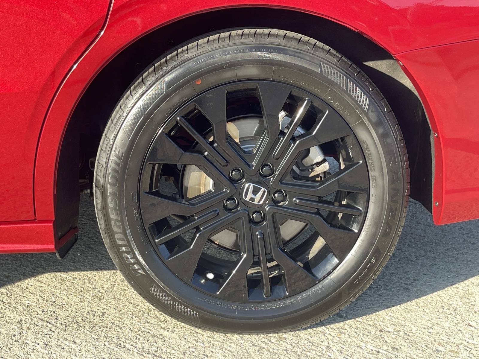 Used 2025 Honda Odyssey Sport-L image 25
