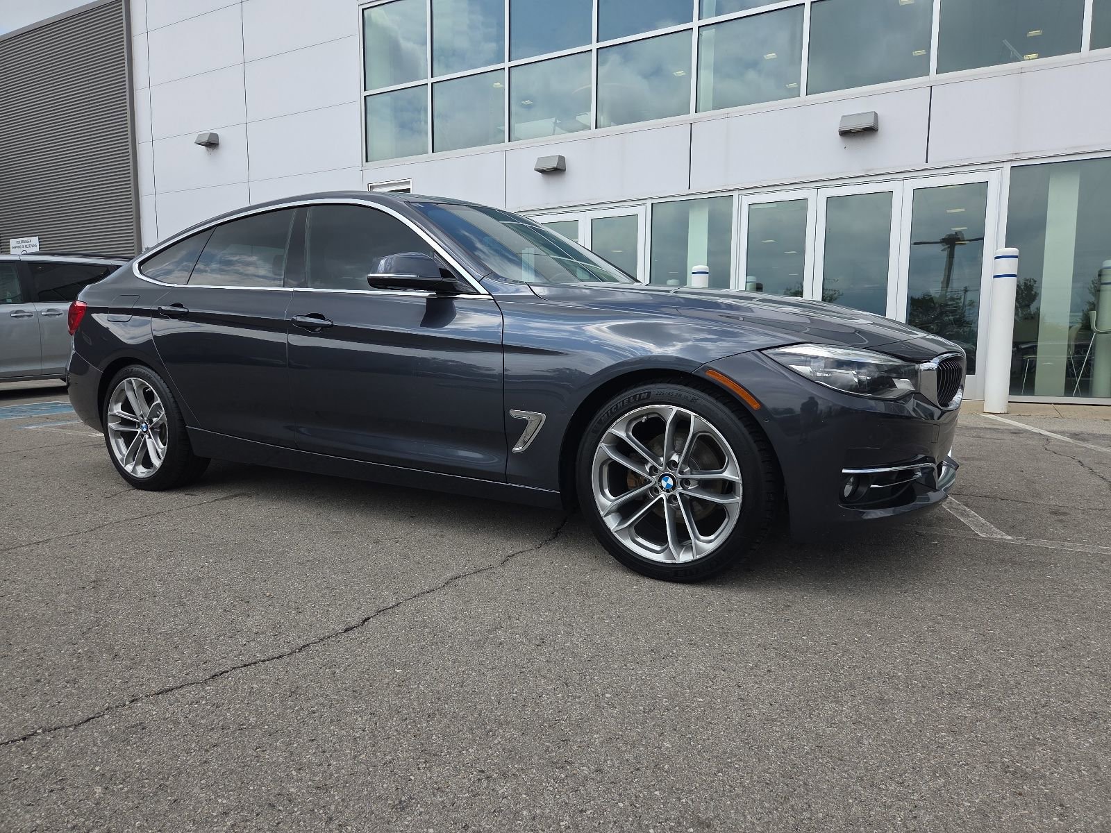 Used 2017 BMW 330i Gran Turismo xDrive AWD/4WD image 2