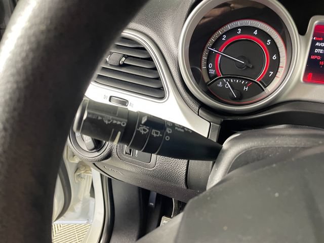 Used 2012 Dodge Journey SXT w/ Flexible Seating Group FWD image 12