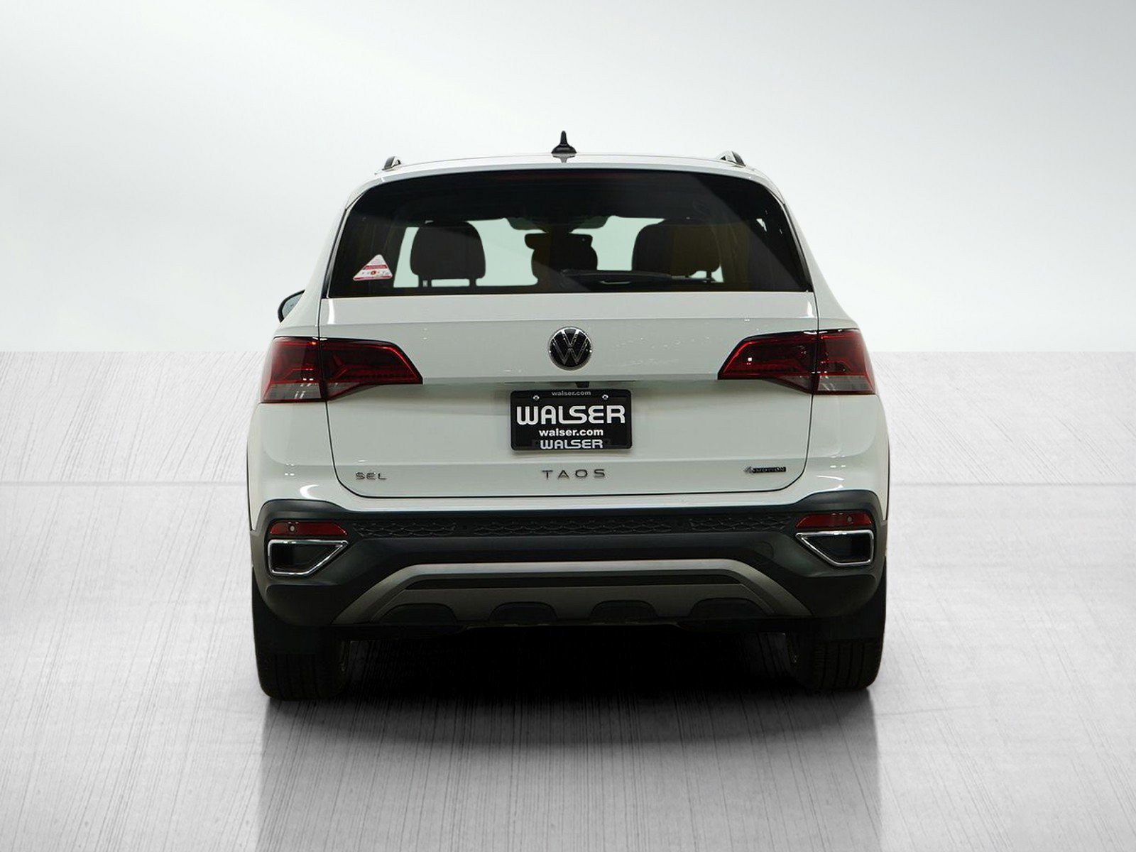 Used 2022 Volkswagen Taos SEL image 4