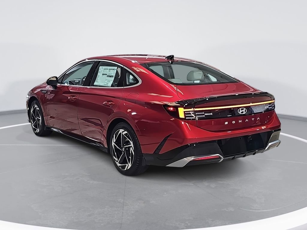 New 2026 Hyundai Sonata SEL FWD image 7