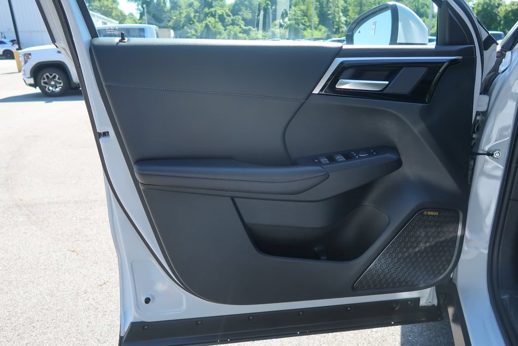New 2026 Mitsubishi Outlander SE FWD image 24