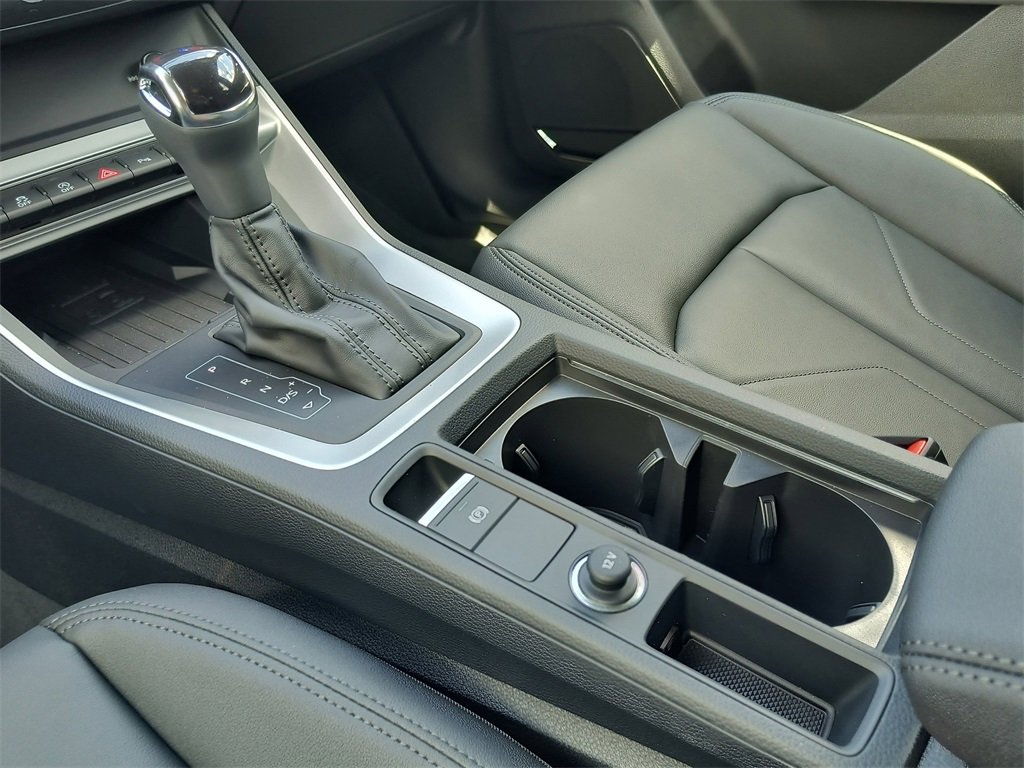New 2025 Audi Q3 2.0T Premium Plus image 10