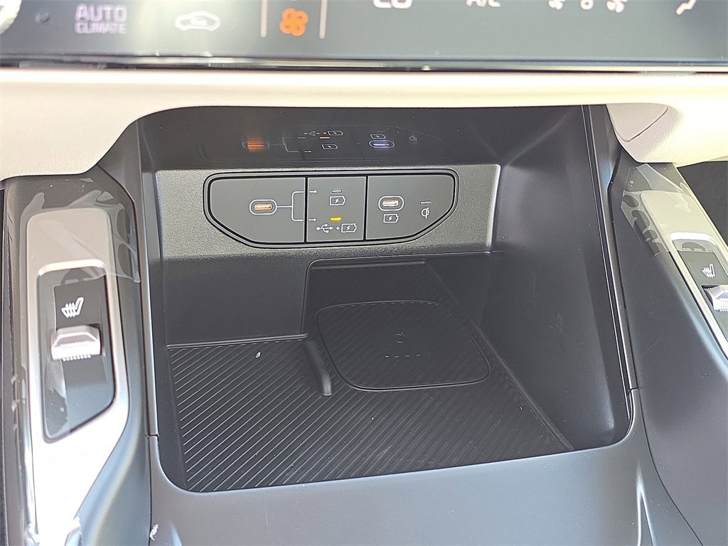 New 2026 Kia Sorento S w/ S Panoramic Sunroof Package image 27