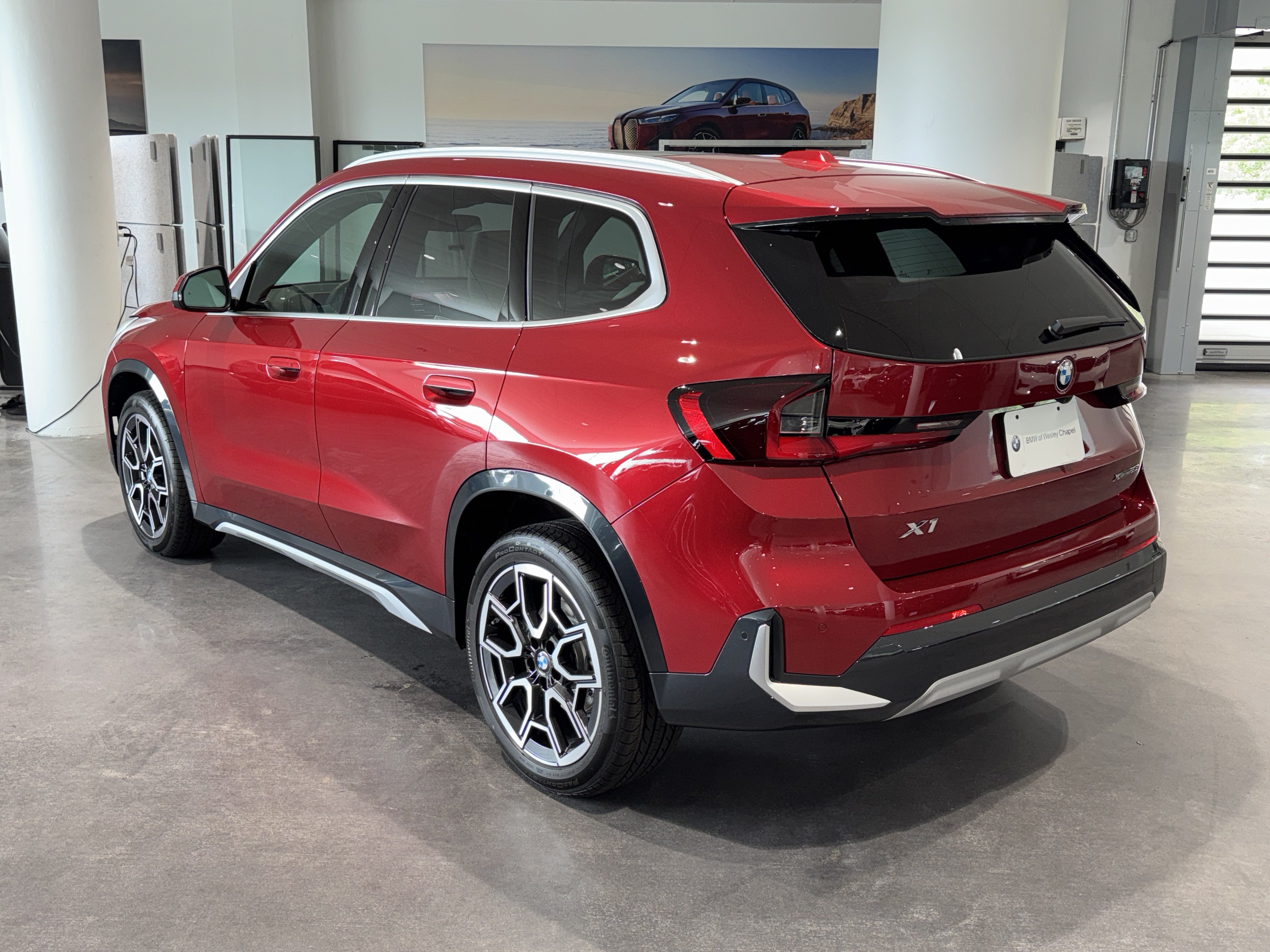New 2026 BMW X1 xDrive28i w/ Technology Package AWD/4WD image 5