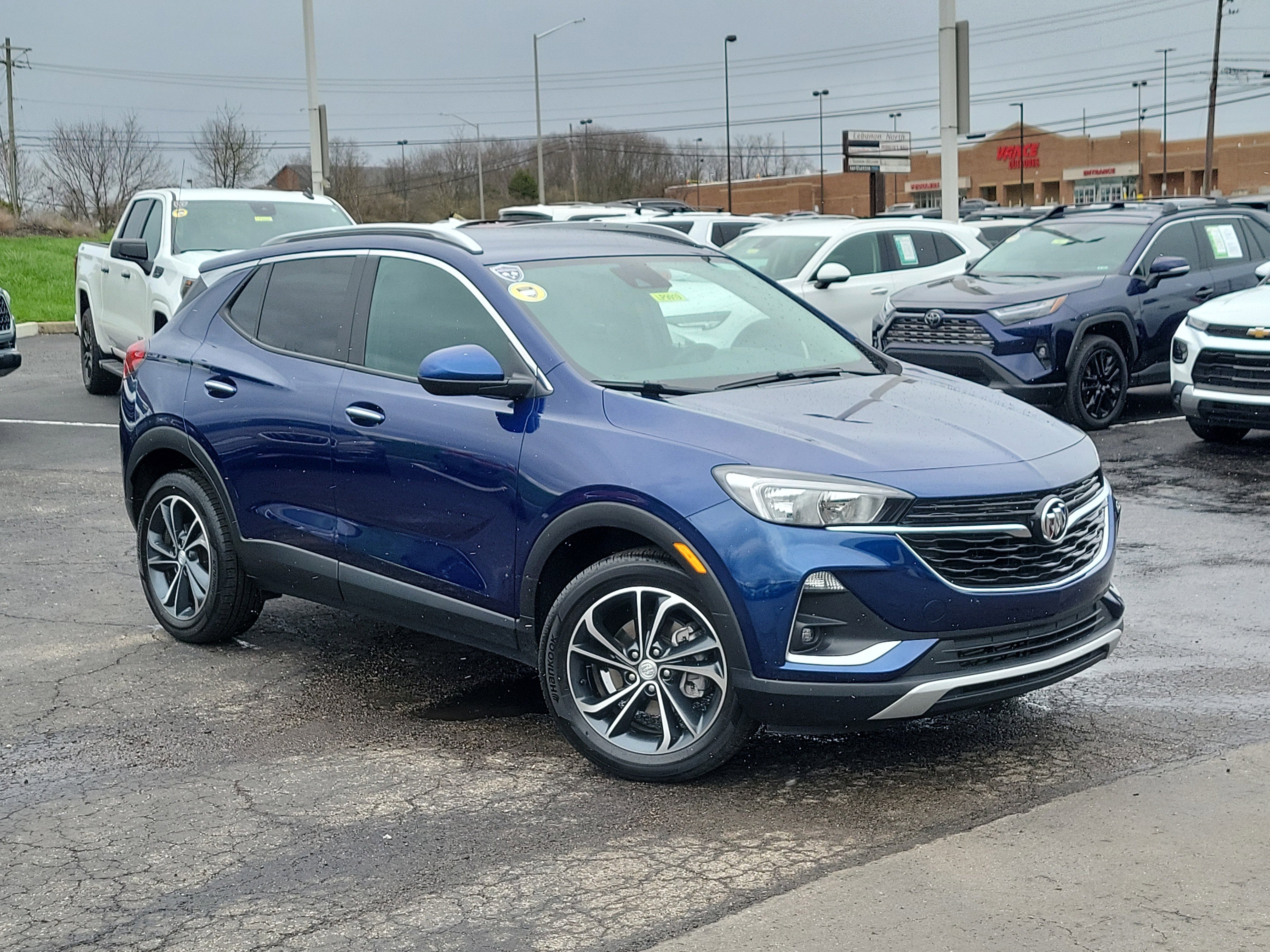 Used 2023 Buick Encore GX Select image 31