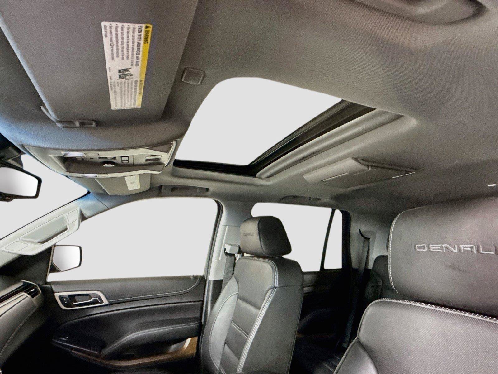Used 2019 GMC Yukon Denali w/ Denali Ultimate Package AWD/4WD image 23