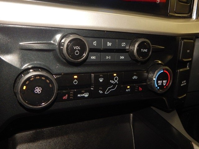 Used 2023 Ford F350 XLT w/ Black Appearance Package image 23