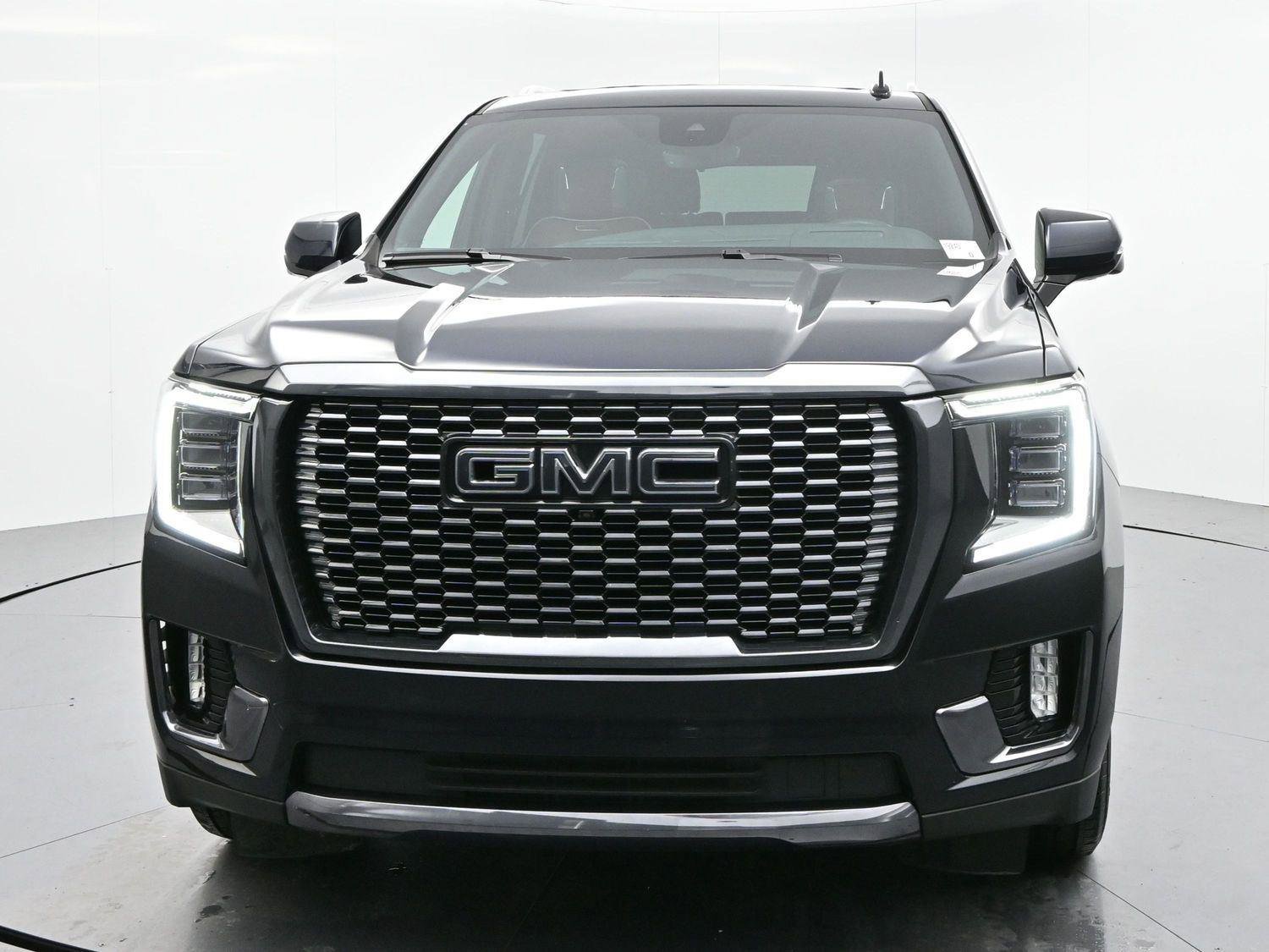 Used 2024 GMC Yukon Denali Ultimate image 2
