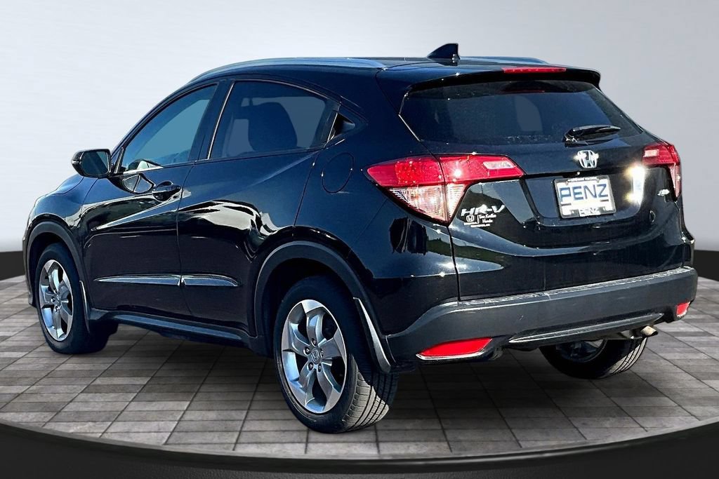 Used 2017 Honda HR-V EX-L image 4